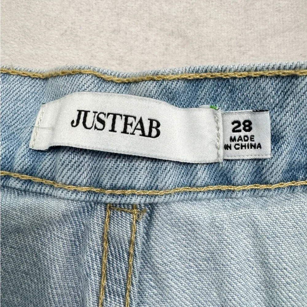 Light Wash Denim Belted High Rise Pleated Jean Shorts Just Fab Stranger Things